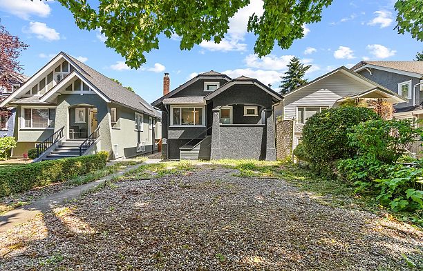 3279 W 11th Avenue Kitsilano
