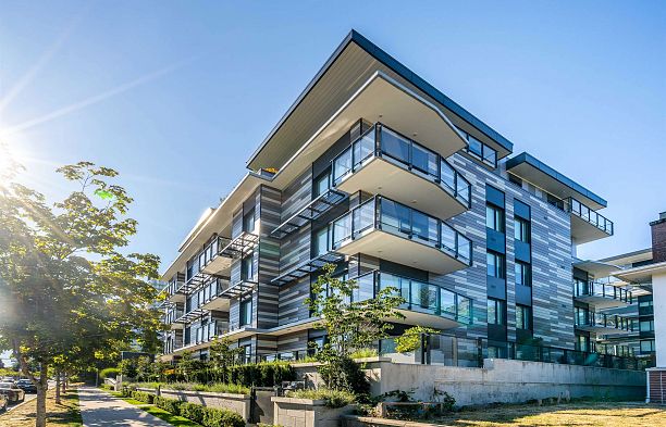 602 477 W 59th Avenue South Cambie