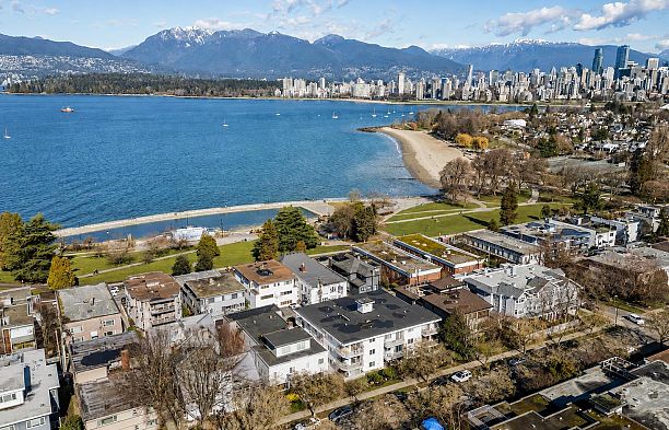 307 2335 York Avenue Kitsilano