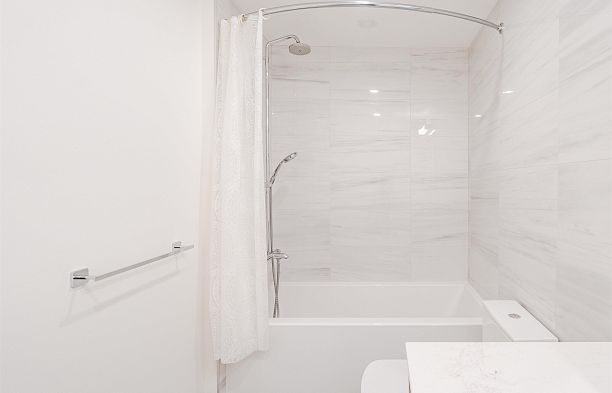 602 477 W 59th Avenue South Cambie