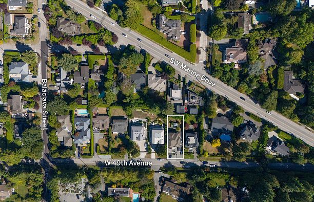 3085 W 49 Avenue Southlands
