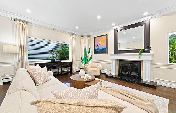 4245 Nautilus Close Point Grey