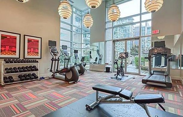 1618 Columbia Street False Creek