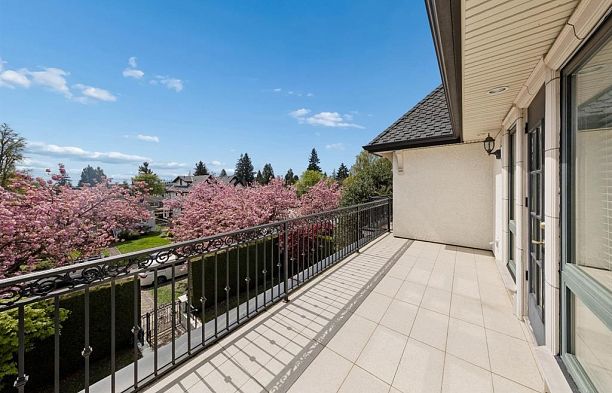 3587 W 38th Avenue Dunbar