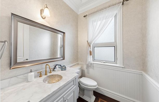 3587 W 38th Avenue Dunbar