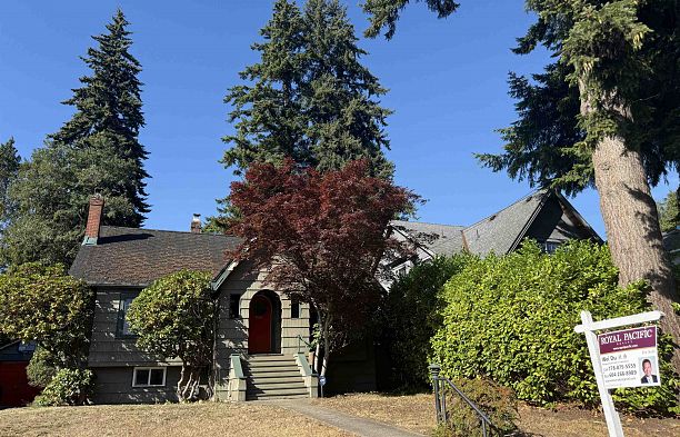3441 W 35th Avenue Dunbar