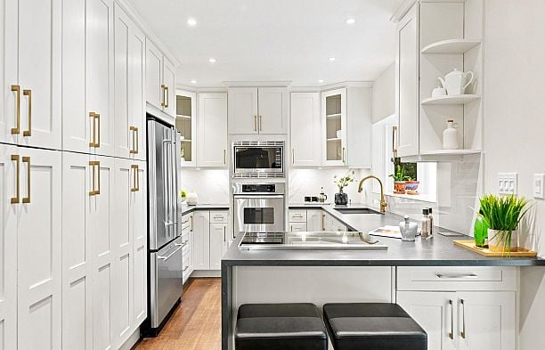 4245 Nautilus Close Point Grey