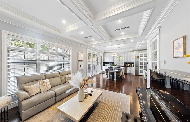 3587 W 38th Avenue Dunbar