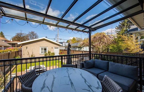 2911 W 35th Avenue MacKenzie Heights