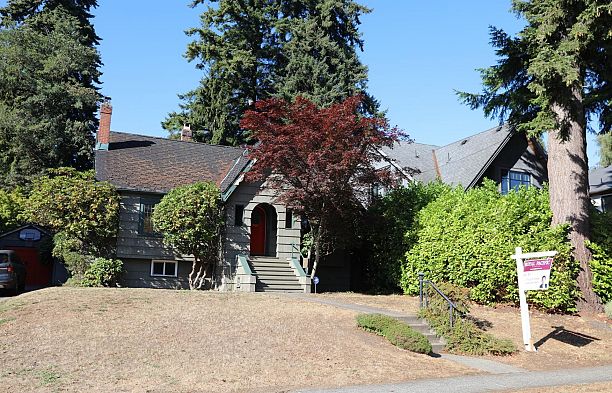 3441 W 35th Avenue Dunbar