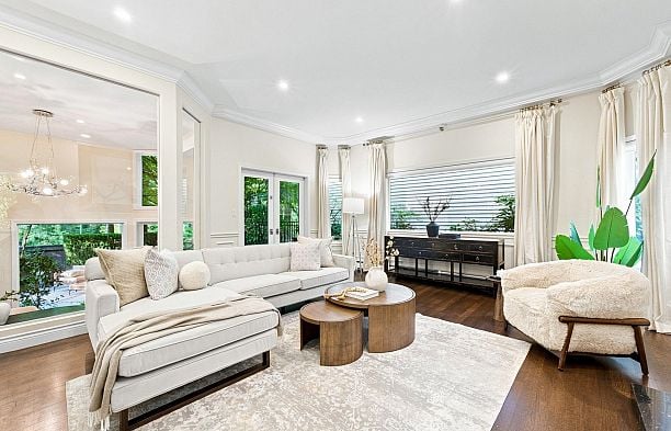 4245 Nautilus Close Point Grey