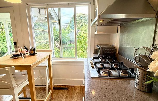 2791 W 13th Avenue Kitsilano