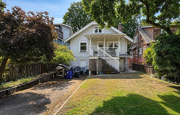 3847 W 23rd Avenue Dunbar