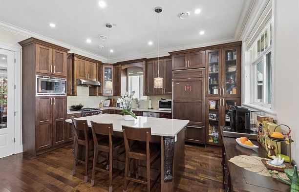 2911 W 35th Avenue MacKenzie Heights