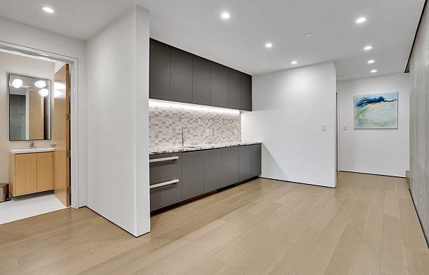 4725 W 4th Avenue Point Grey