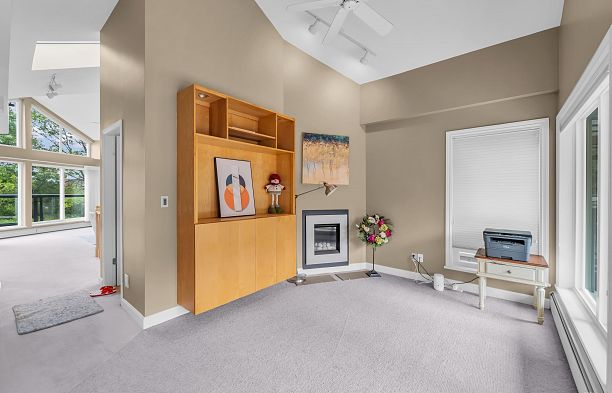 3675 Blenheim Street Dunbar