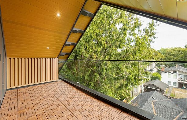 2 3617 W 12th Avenue Kitsilano