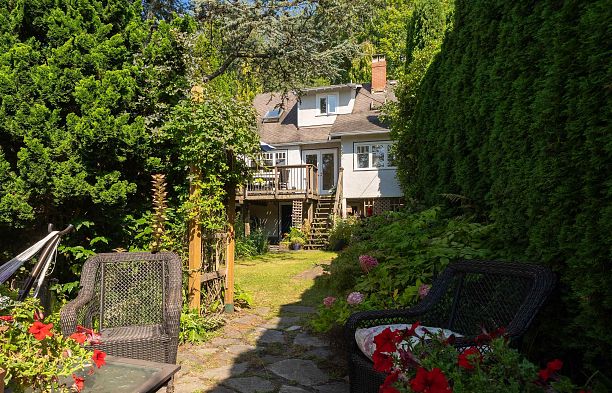 3864 W 29th Avenue Dunbar