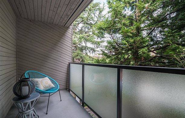 208 1425 Cypress Street Kitsilano