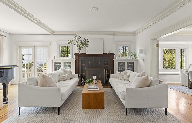 5112 Maple Street Quilchena