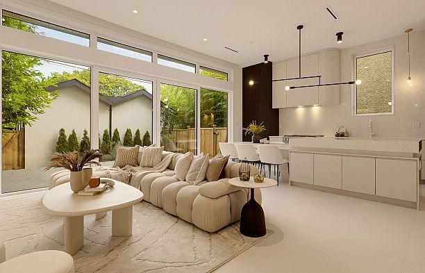 2 3617 W 12th Avenue Kitsilano