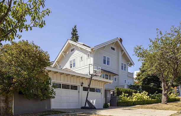 5112 Maple Street Quilchena
