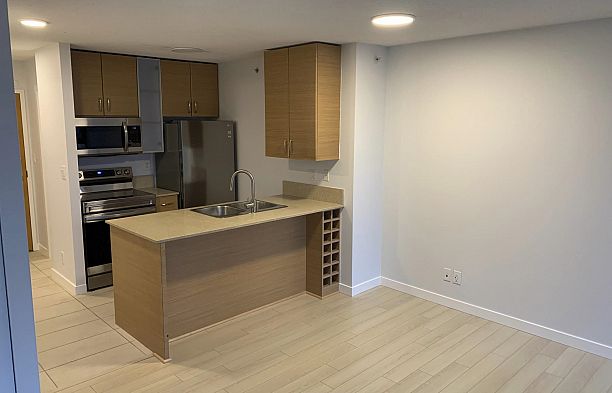 908 909 Mainland Street Yaletown