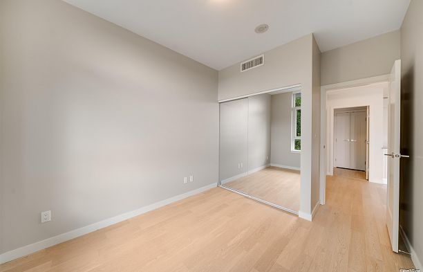 704 2565 Maple Street Kitsilano