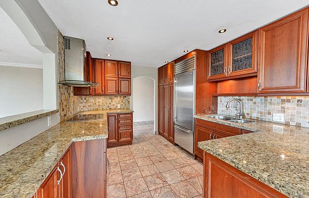 203 1675 Hornby Street Yaletown