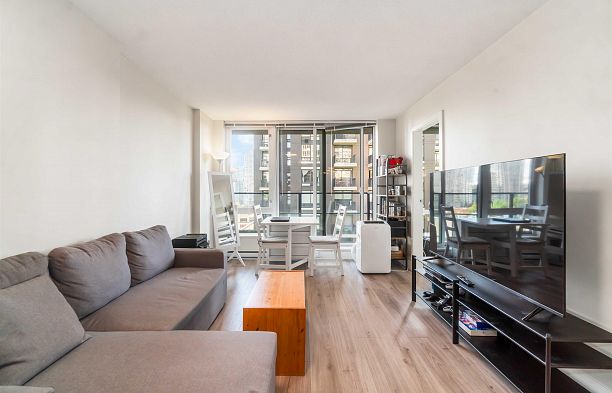 813 1088 Richards Street Yaletown