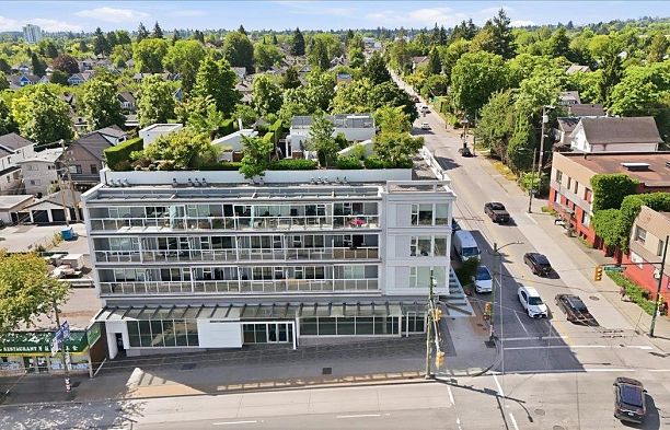 203 2508 Fraser Street Mount Pleasant VE