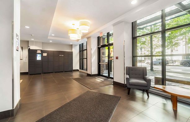 813 1088 Richards Street Yaletown
