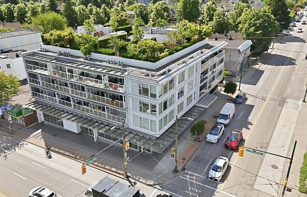203 2508 Fraser Street Mount Pleasant VE