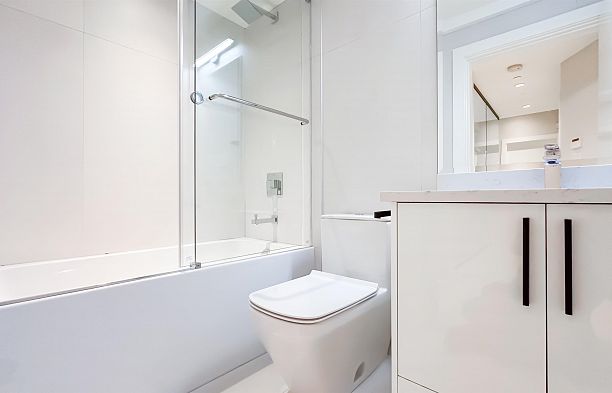 2373 W 7th Avenue Kitsilano