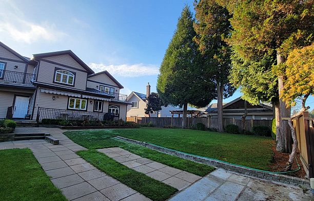729 W 47th Avenue Oakridge VW
