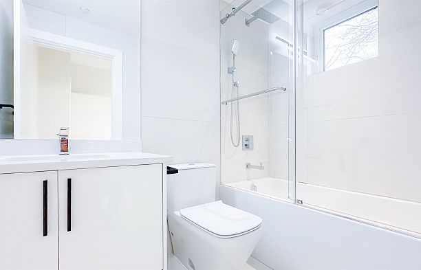 2373 W 7th Avenue Kitsilano