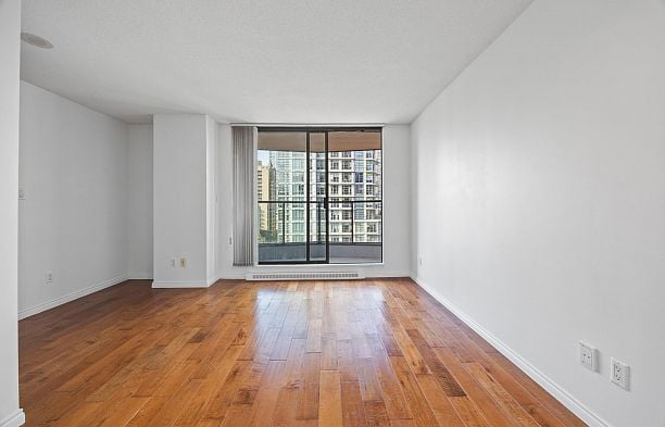 907 1189 Howe Street Downtown VW