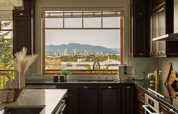 3936 Quesnel Drive Arbutus