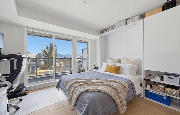 203 2508 Fraser Street Mount Pleasant VE