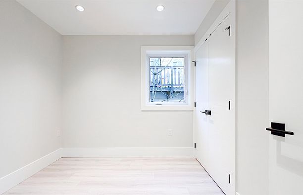 2373 W 7th Avenue Kitsilano