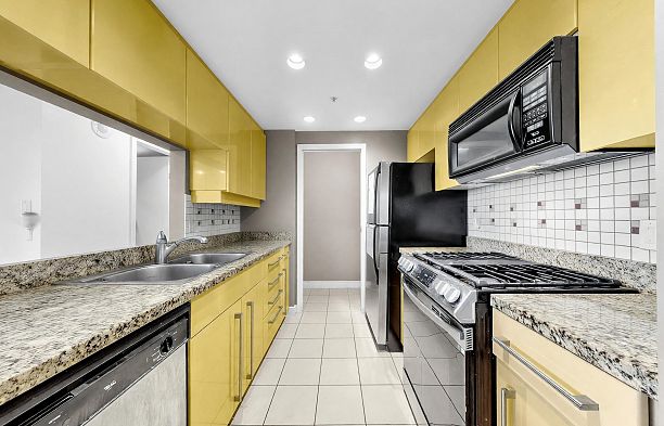 708 1408 Strathmore Mews Yaletown