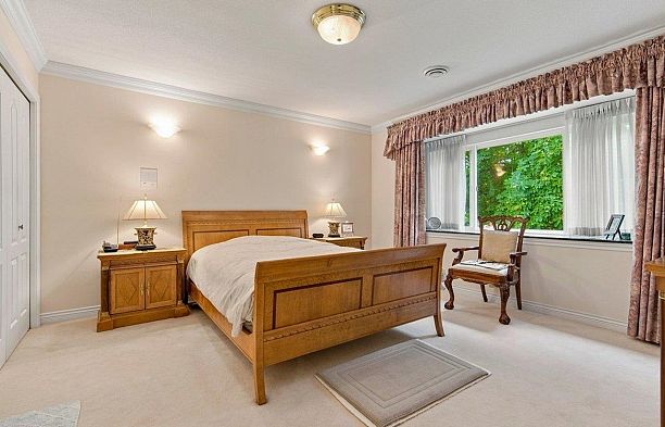 3262 W 12th Avenue Kitsilano