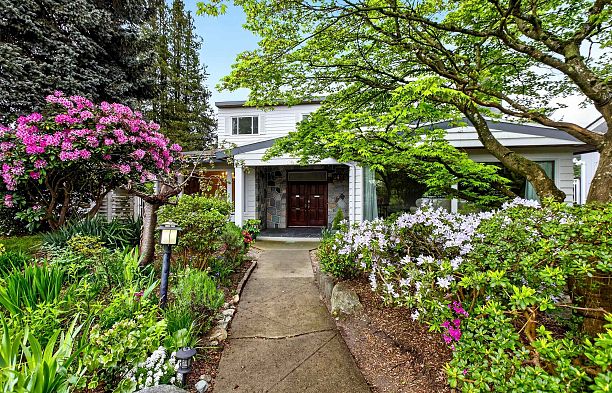 642 W 53rd Avenue South Cambie