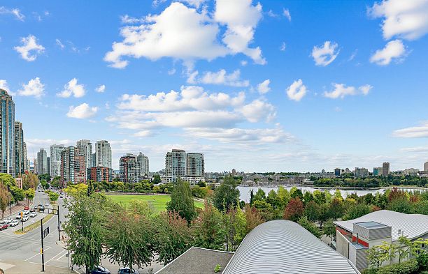 708 1408 Strathmore Mews Yaletown