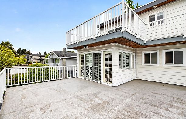 642 W 53rd Avenue South Cambie