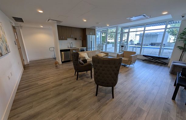 411 1708 Ontario Street Mount Pleasant VE