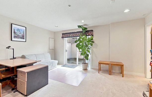 3262 W 12th Avenue Kitsilano