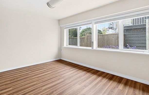 642 W 53rd Avenue South Cambie