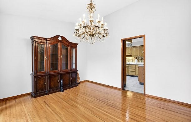642 W 53rd Avenue South Cambie