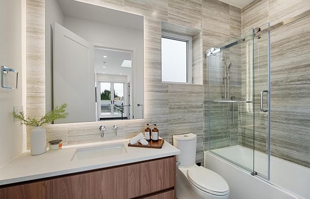 948 W 57th Avenue South Cambie